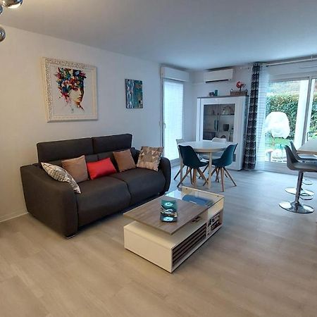 Charmant Appartement Residentiel Avec Terrasse, Jardin Privatif Et Piscine A Cannes Exterior foto