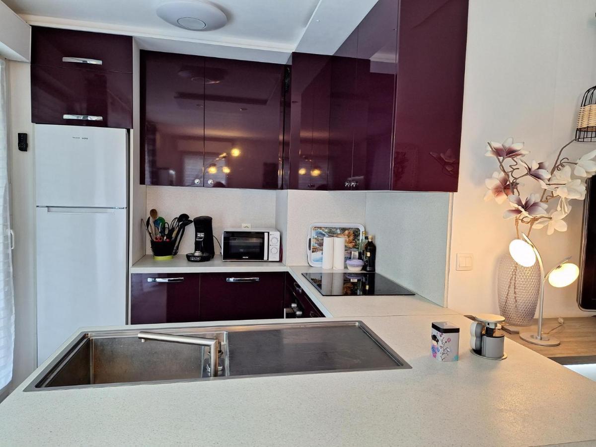 Charmant Appartement Residentiel Avec Terrasse, Jardin Privatif Et Piscine A Cannes Exterior foto